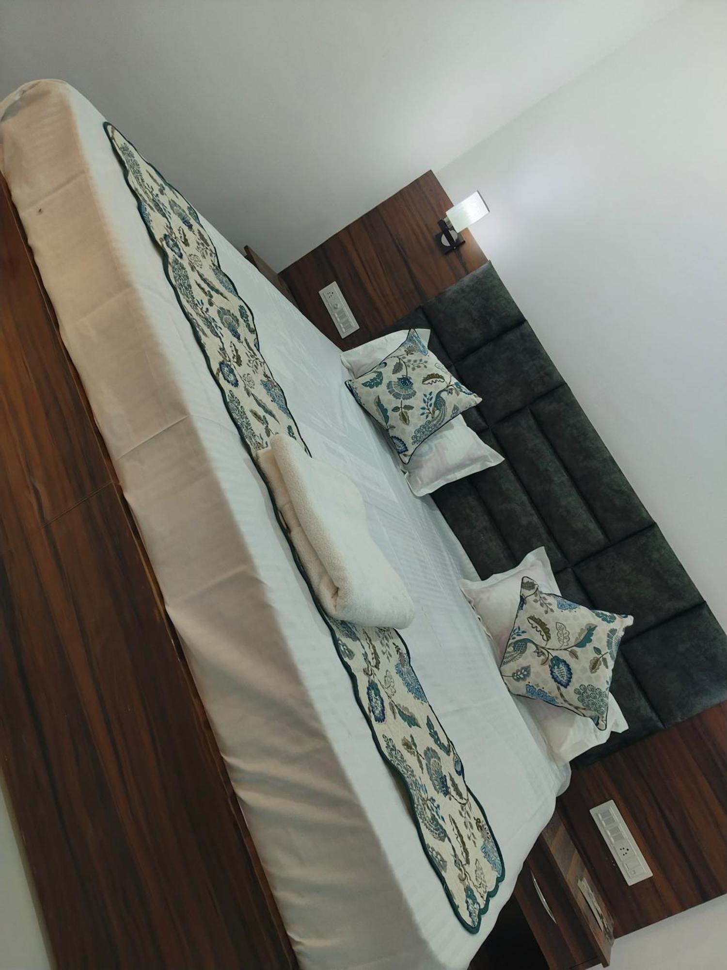 Atithi Inn Khajurāho Extérieur photo