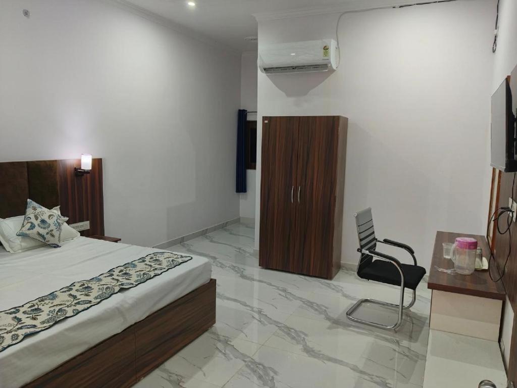 Atithi Inn Khajurāho Extérieur photo