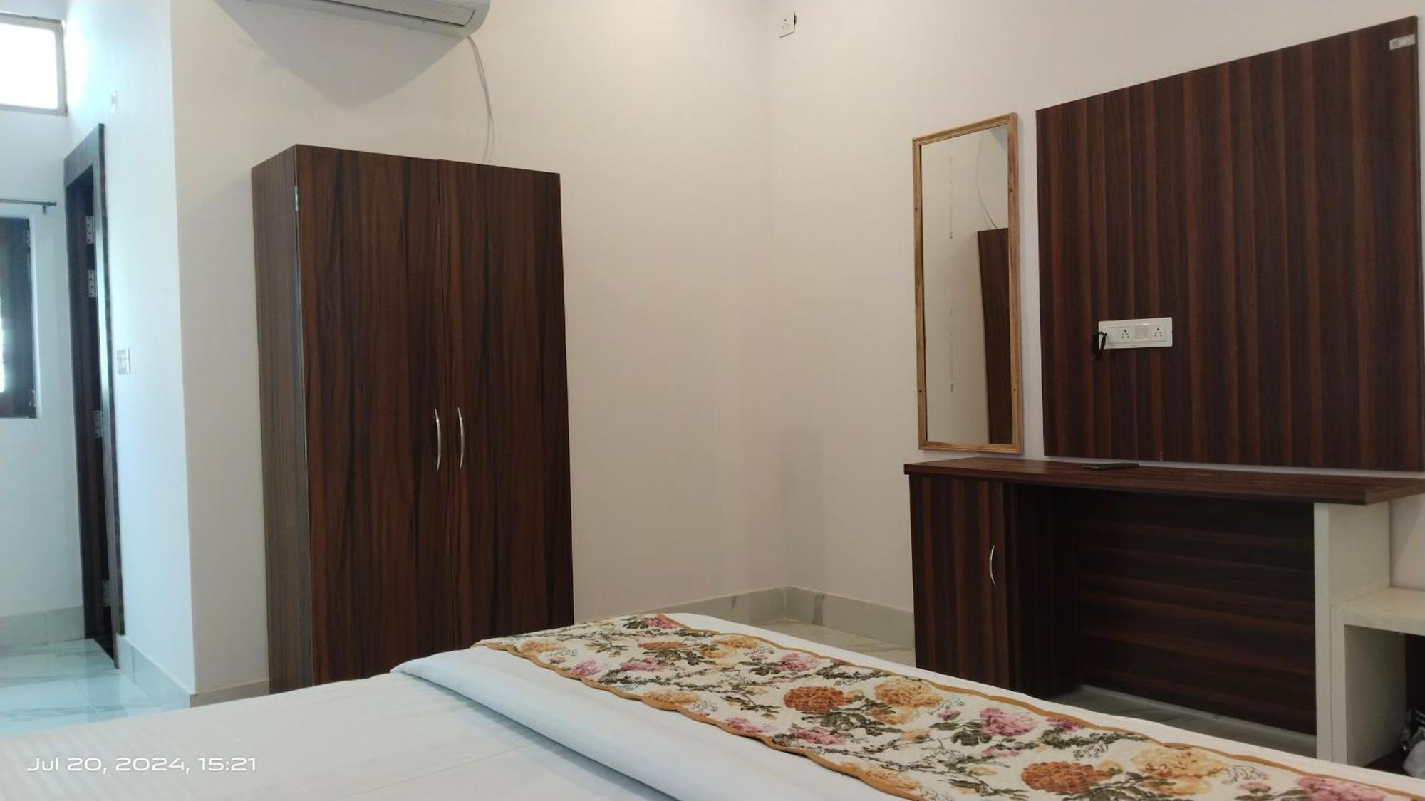 Atithi Inn Khajurāho Extérieur photo