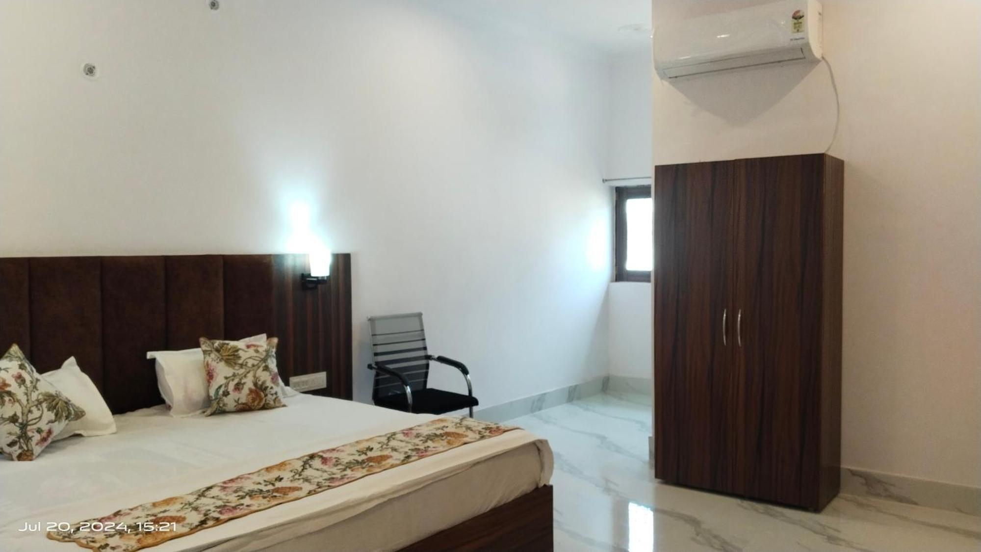 Atithi Inn Khajurāho Extérieur photo